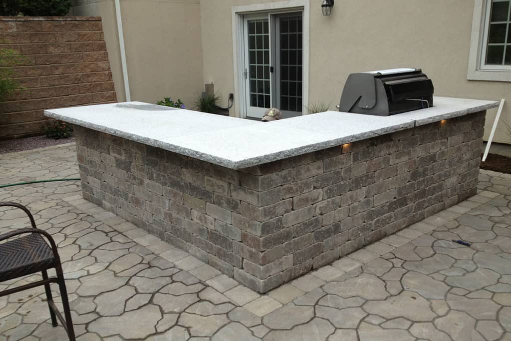 The Advantages of Hardscaping with Natural Stone