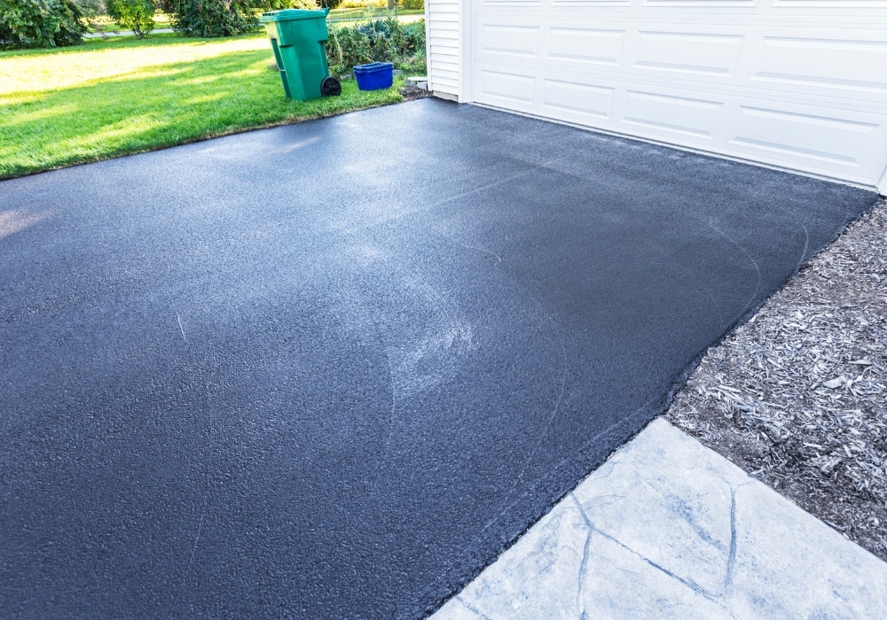 Tips for Maintaining Your Asphalt Driveway