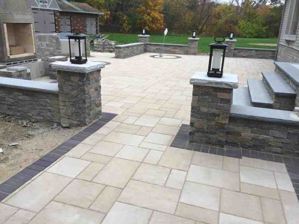 How to Integrate Hardscaping and Landscaping for a Perfect Outdoor Space